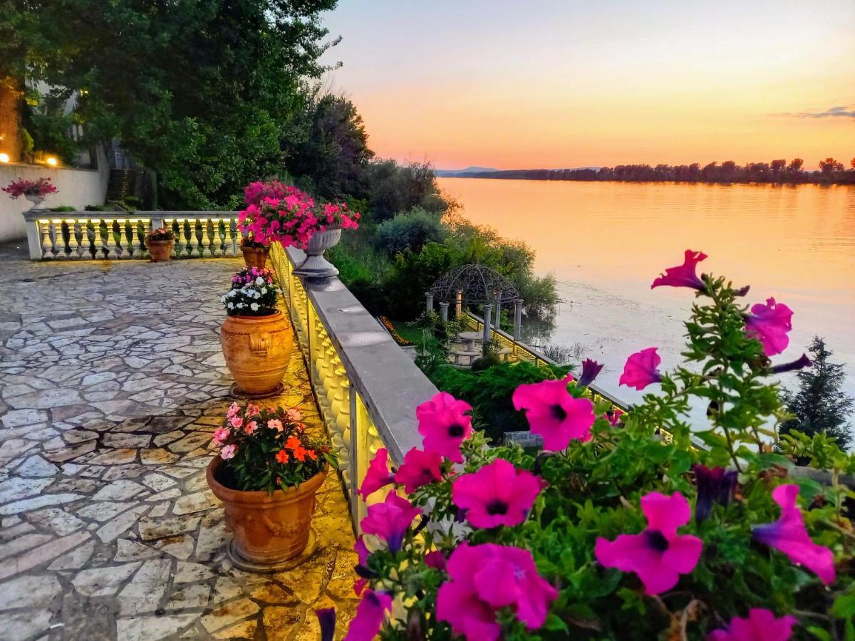 Vila Jugovo S Смедереве Екстер'єр фото