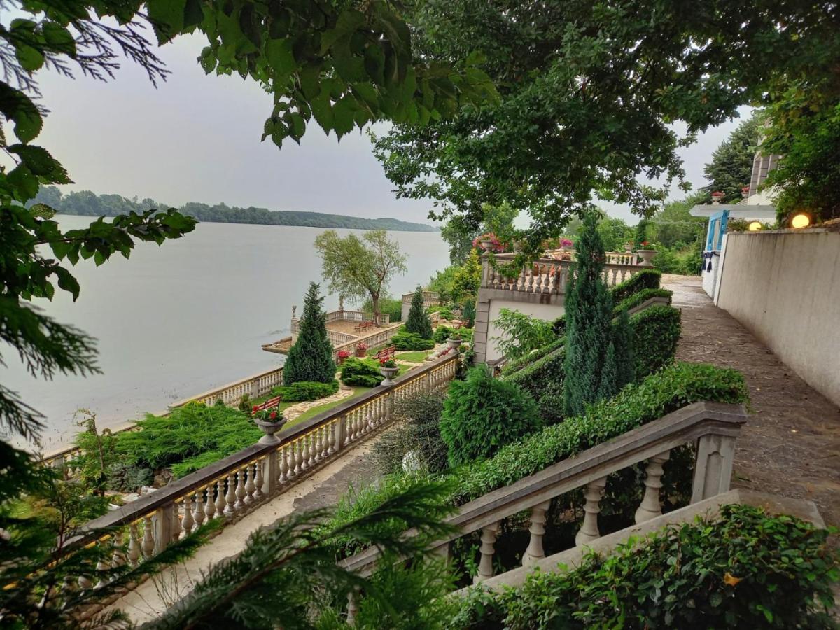 Vila Jugovo S Смедереве Екстер'єр фото