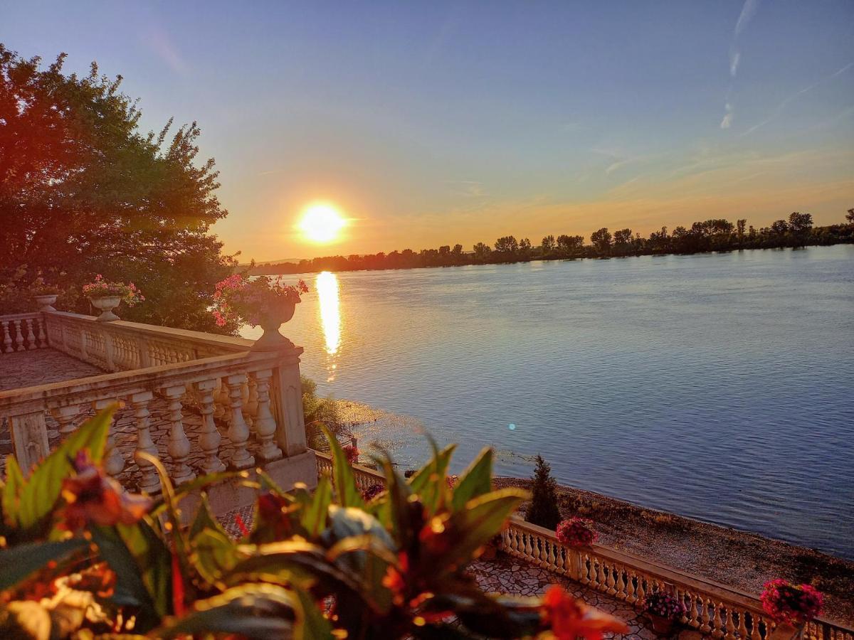 Vila Jugovo S Смедереве Екстер'єр фото